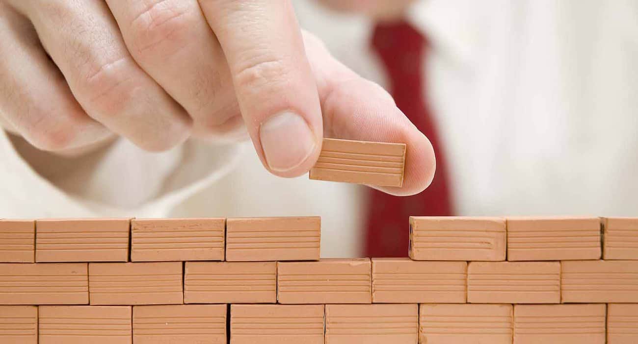 What Can a Party Wall Delay Actually Cost a Project Darwen?